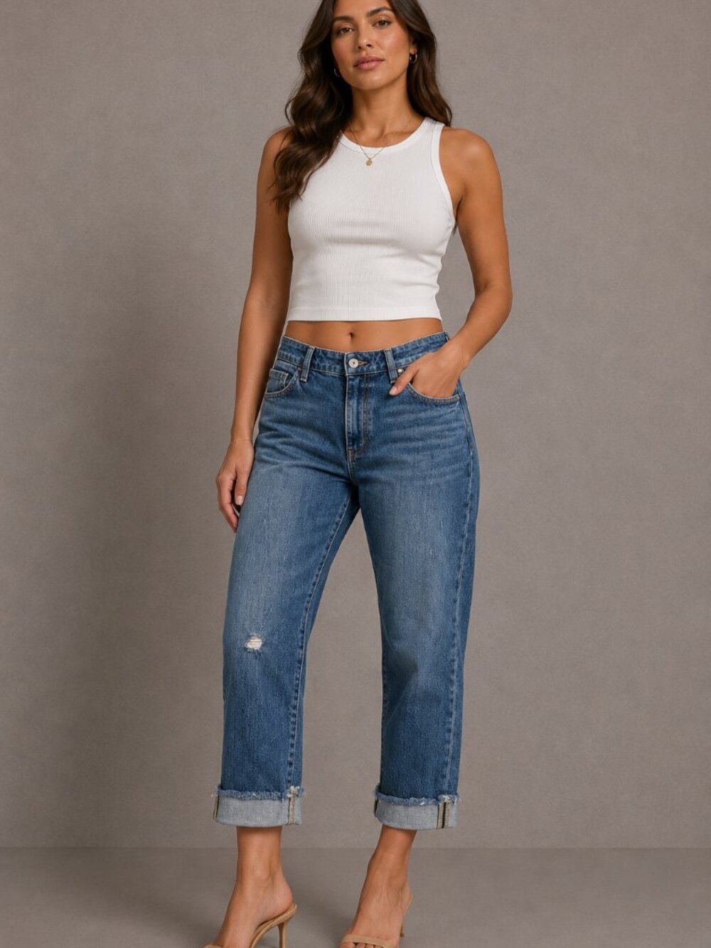 Pilcro Boyfriend Fit Distressed Cuffed Cropped Jeans Size 32
